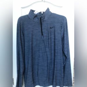 Like NEW! Men’s NIKE Heather Blue Dri-fit Pullover-Size Small